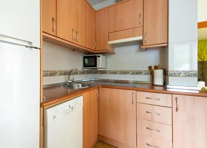 Tranquil Near Luna River * Benllera