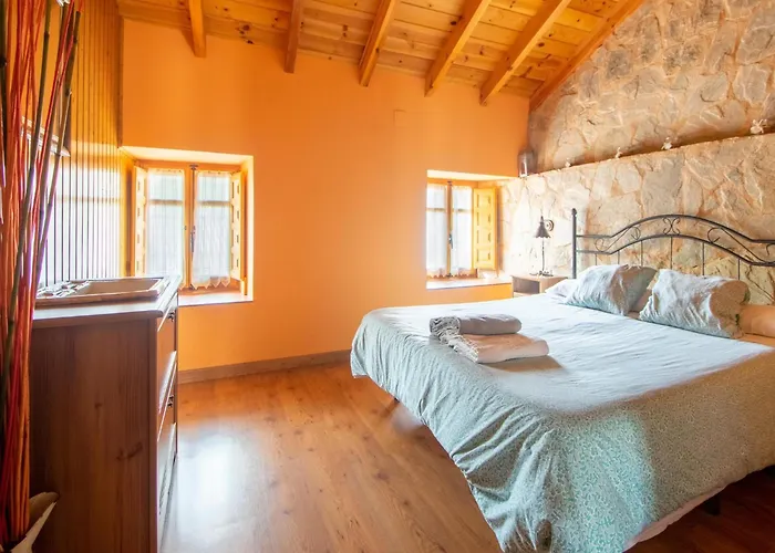 Tranquil Near Luna River * Benllera