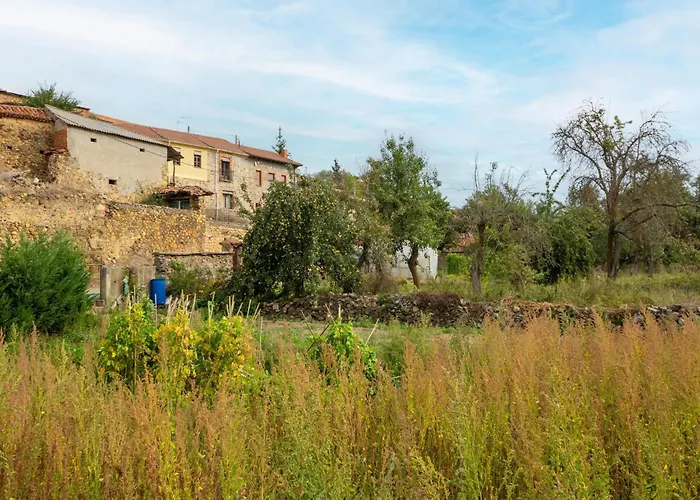 Tranquil Near Luna River * Benllera